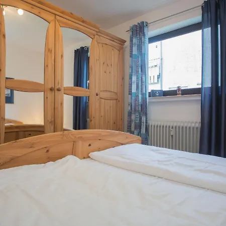 דירה Cosy With Terrace In Close To Centre
